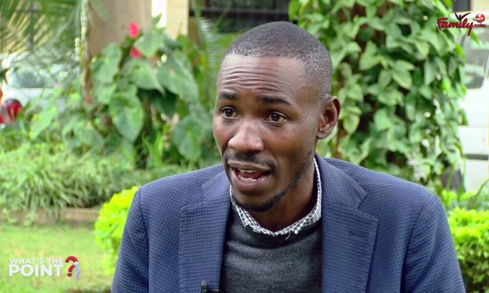 Billian Ojiwa’s Ficha Uchi has given 10,000+ free uniforms to needy children in Mathare, fighting poverty and promoting dignity through education.