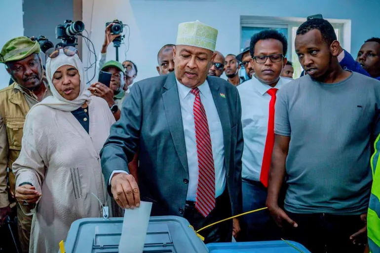 Abdirahman Irro wins Somaliland’s presidency with 64% of votes in a peaceful 2024 poll. Muse Bihi Abdi concedes defeat.