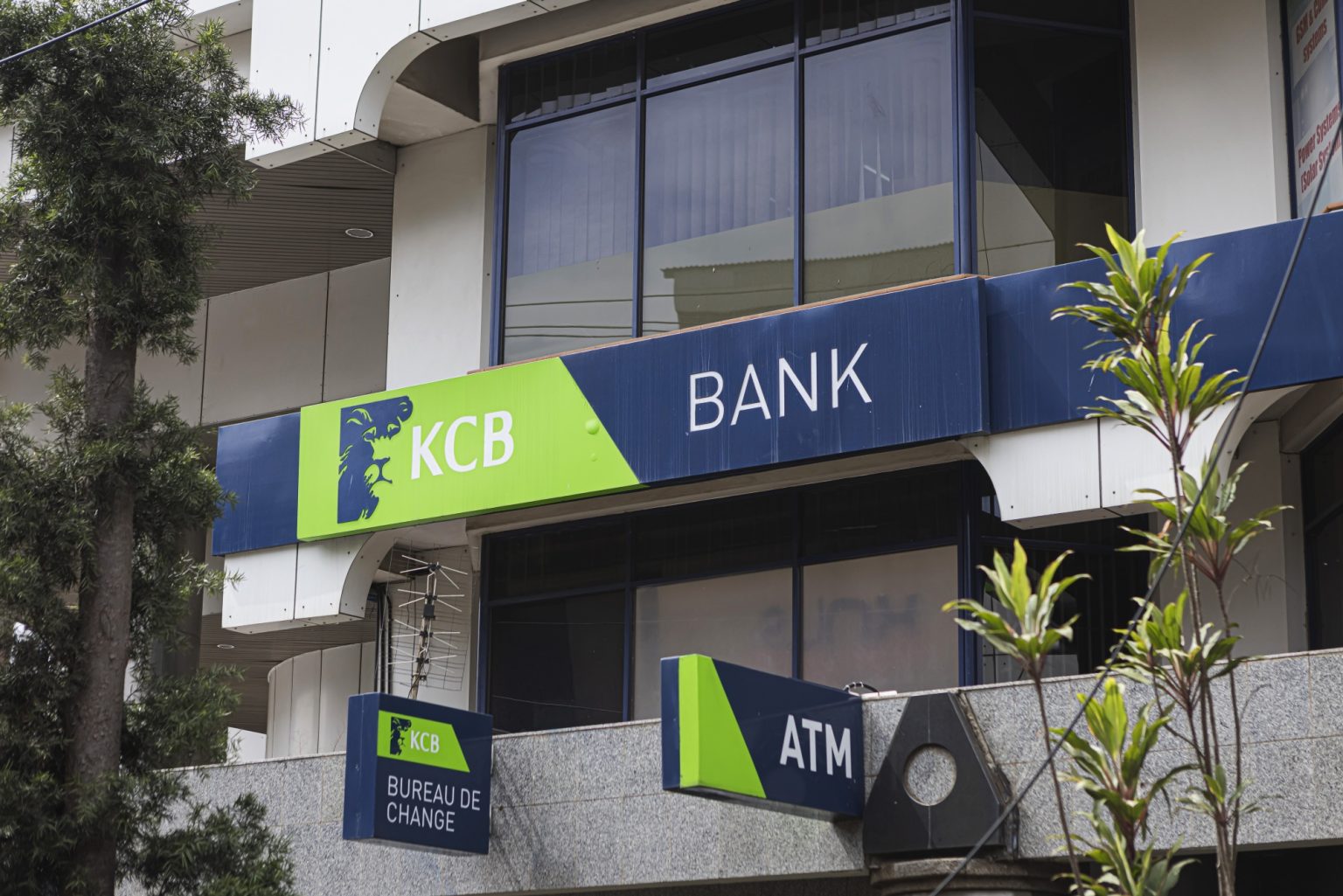 Foreign investors offloaded $7.4M (KSh1B) in KCB shares in Q1 2025, amid inflation, tax hikes, and policy uncertainty—reflecting weakened market confidence.