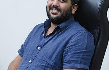 Ugandan businessman Rajiv Ruparelia dies in Entebbe Expressway crash. His death leaves a major gap in youth-focused entrepreneurship in Africa.