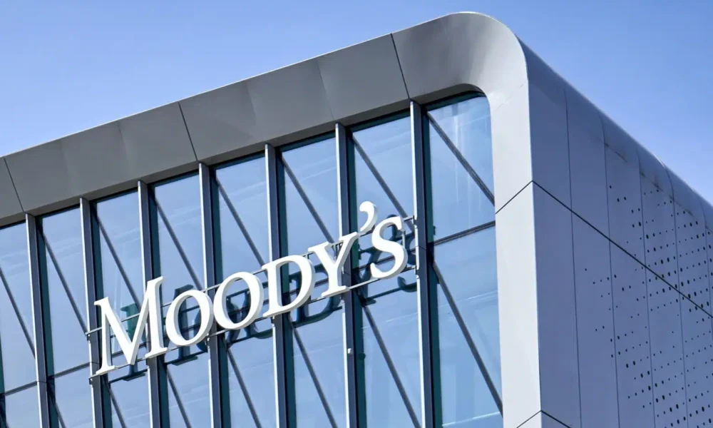 Sub-Saharan Africa’s largest economies, including Kenya, Nigeria, and South Africa, face soaring financing costs. Moody’s highlights how global monetary tightening and weak currencies have raised risks. For Kenya, the challenge is balancing debt sustainability with growth.