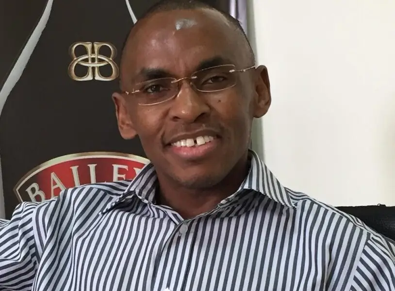 Safaricom’s future structure is at the center of debate as policymakers push to maximize returns from state-owned stakes. Splitting M-Pesa, telecom, and towers could create specialized entities. But questions remain on timing, execution, and the potential impact on shareholders.