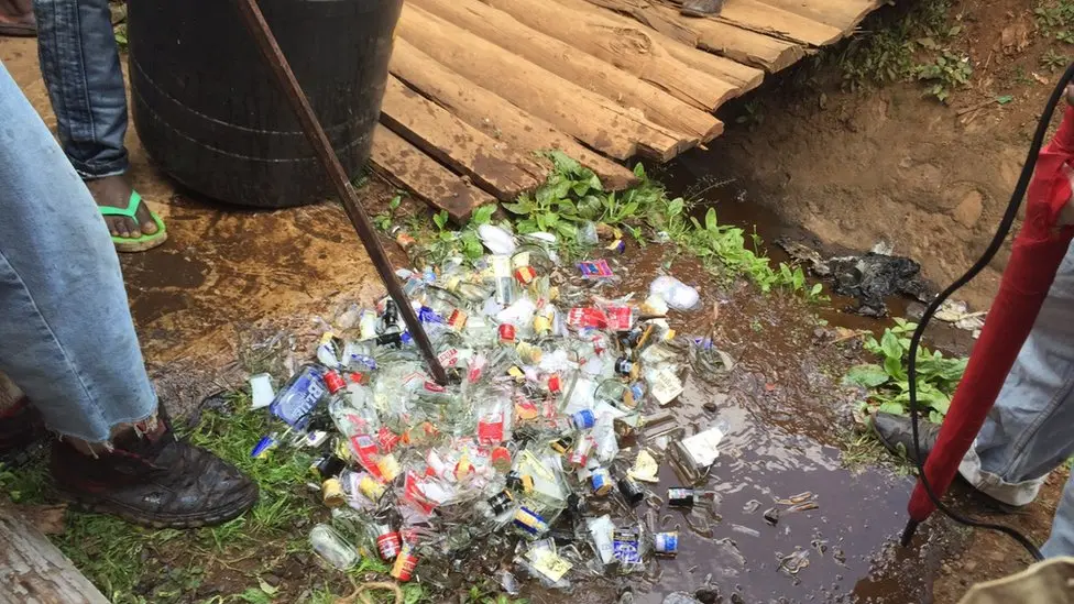 Illicit alcohol continues to undercut formal producers by more than 50% in price. This gap reflects structural differences in taxation and compliance.