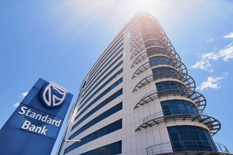 Standard Bank’s earnings growth plan signals confidence in Africa’s long-term trajectory. Yet persistent macroeconomic fragilities could test its execution.